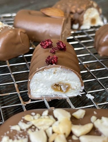 [Юлия Бугимбаева] Творожные сырки (2024)_0.jpg